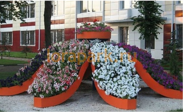 ЛОТОС 2.5 (5 лепестков), цветочница вертикального озеленения от производителя: завод городской уличной мебели Lora-Park