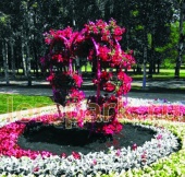 Арка СЕРДЦЕ дабл, цветочница в виде арки с термочашами