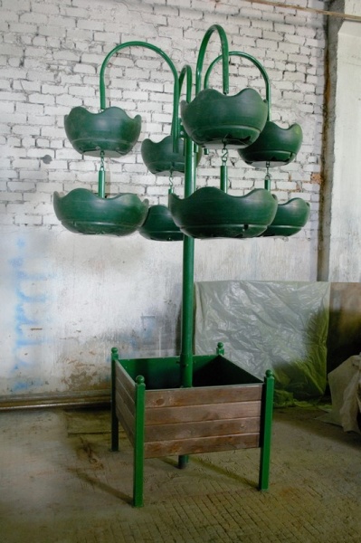 ДЕРЕВО Ярусное 2, конструкция, цветочница вертикального озеленения с термо-чашами от производителя: завод городской уличной мебели Lora-Park