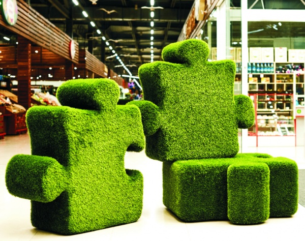 ПАЗЛ 1, скамейка из искусственного газона от производителя: завод городской уличной мебели Lora-Park